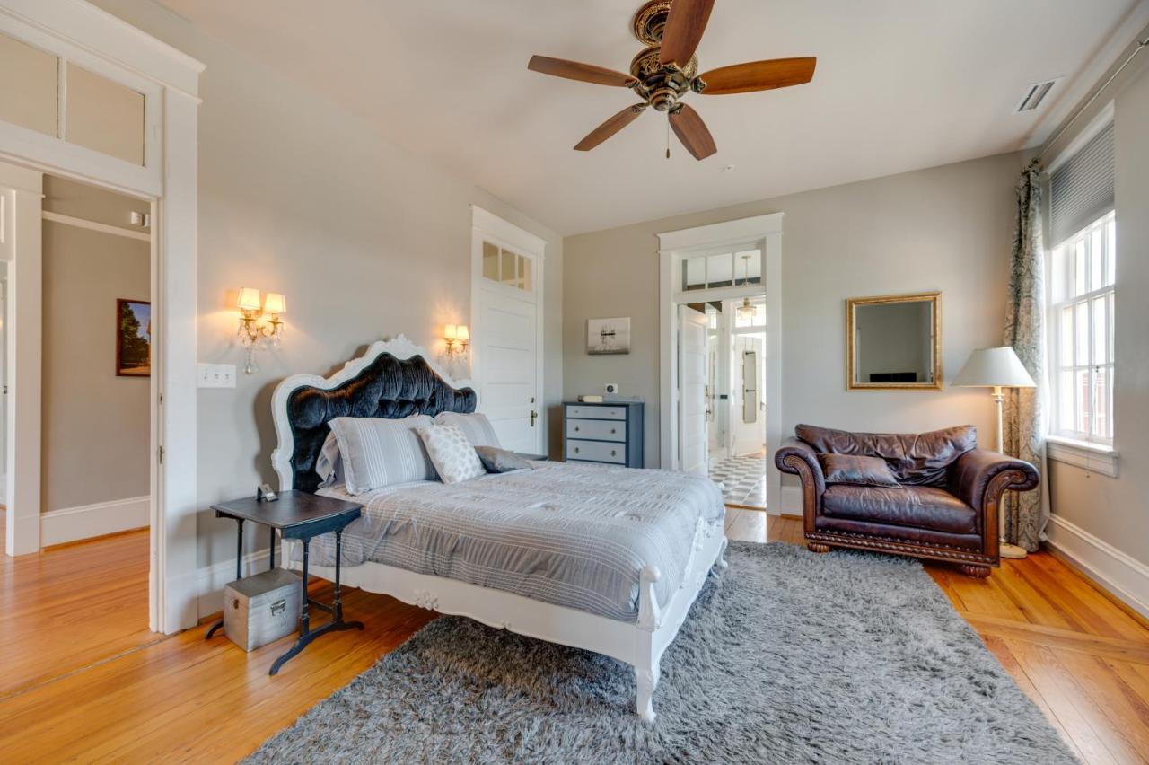 Downtown Winston-Salem Condo With Private Library! ภายนอก รูปภาพ