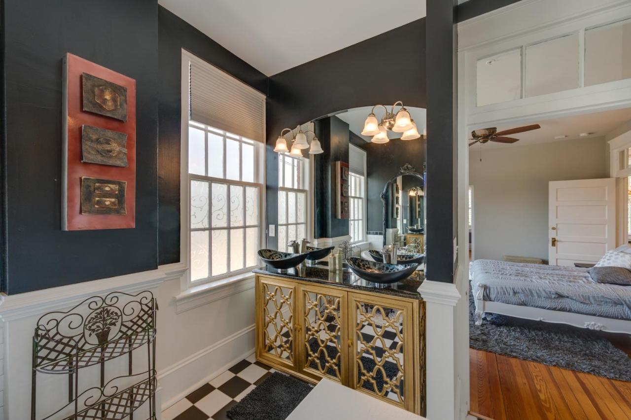 Downtown Winston-Salem Condo With Private Library! ภายนอก รูปภาพ